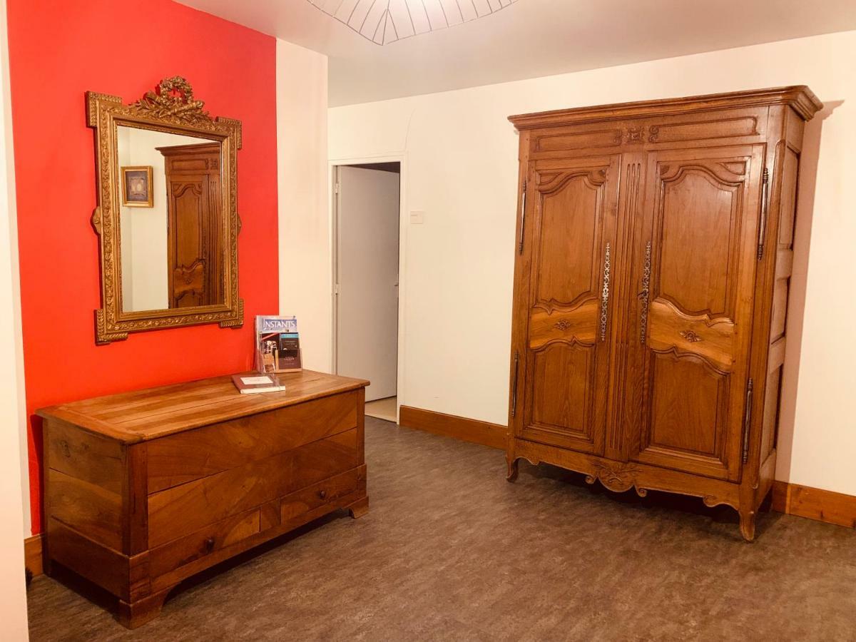 Le Gite Du Domaine Miltat Pierry Esterno foto